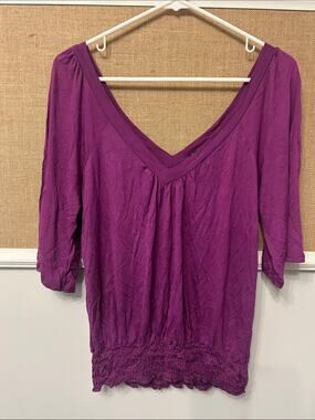 579 Magenta V-Neck Smocked Hem Tunic